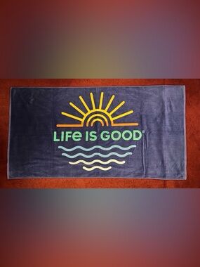 Life Is Good Sun and Sea Beach Towel